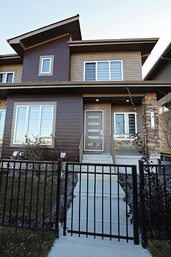 Villa Three King Beds,Central A/C,Fireplace,Park,Disney+ Edmonton Exterior foto